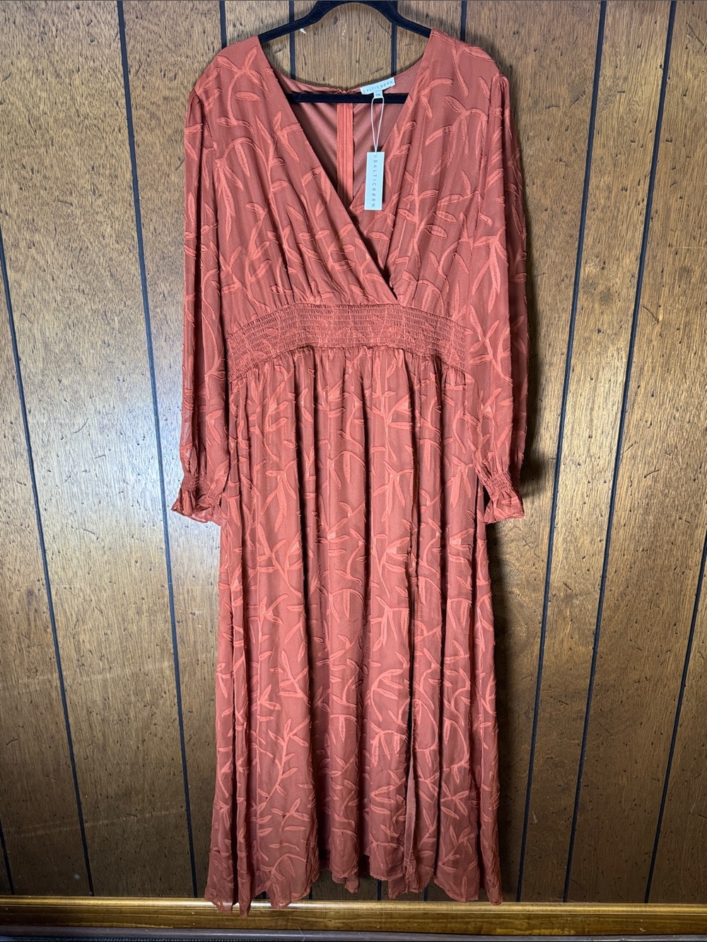 Baltic Born Bridget Textured Rust Leaf-Print Maxi Dress - Picture 4 of 7
